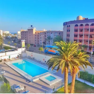 Piscina en o cerca de Zona Yumbo