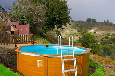 Piscina en o cerca de Zenda de Fontanales