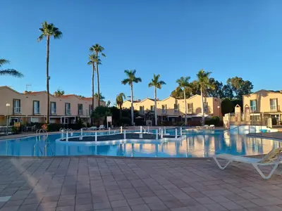 Piscina en o cerca de 507 Green Oasis