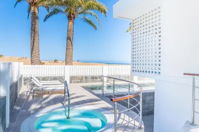 Piscina en o cerca de Villa Oasis Maspalomas
