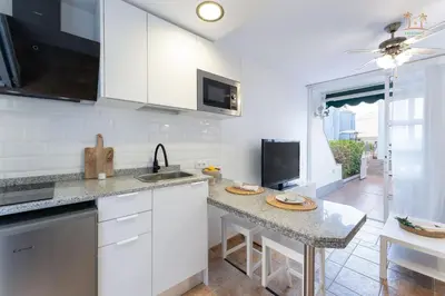 Una cocina o zona de cocina en Linda House