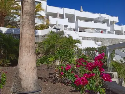 Jardín al aire libre en Apartamento Deluxe en Canaima- Puerto Rico