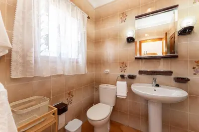 Un baño de Vivelorural Casa Pepe vistas a la montaña, Tejeda