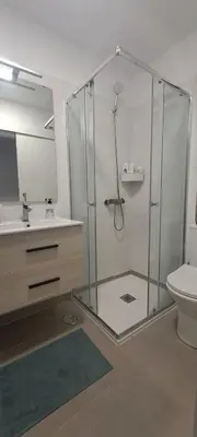 Un baño de The Wave Temple II Apartment