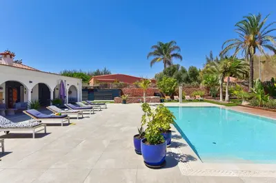 Piscina en o cerca de Armonia Oasis DeLuxe by VillaGranCanaria