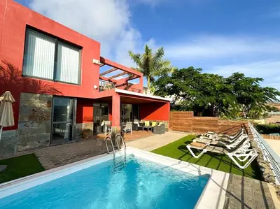 Piscina en o cerca de Las Terrazas 11 Villa el Mirador by CanaryScape