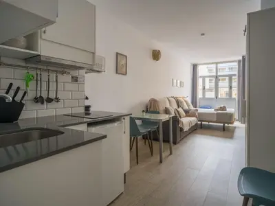 Una cocina o zona de cocina en Las Canteras SeaLove