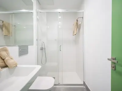 Un baño de Vertical Oasis Loft,en el corazon de Triana GB1A