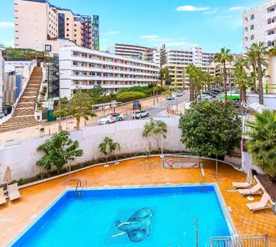 Piscina en o cerca de Paradise Canarian Breeze Suite