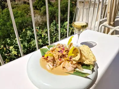 Comida en o cerca de esta casa o chalet