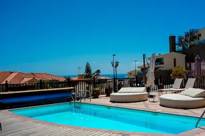 Piscina en o cerca de Villa Magnificent 5-star with sea view, jacuzzi and pool