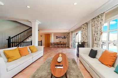 Zona de estar de Villa Magnificent 5-star with sea view, jacuzzi and pool