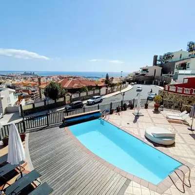 Villa Magnificent 5-star with sea view