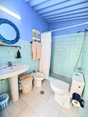 Un baño de Small cozy house Susana