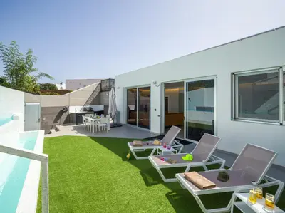 Plano de New built Tropical Casa Joviano - heated pool