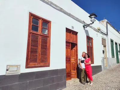 Clientes alojados en Casa Bailarina, romantický kamenný dům s úžasným výhledem na oceán