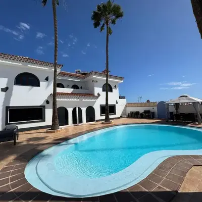 Large Villa in Maspalomas with Huge Private Pool