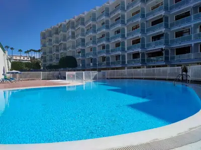 Piscina en o cerca de La Conchita by CASAS COCODRILO
