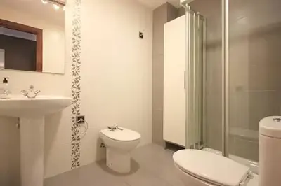 Un baño de Playa Las Canteras Brisa y Sol