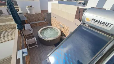 Plano de Holidays or work Central Terrace AC 2 bedroom