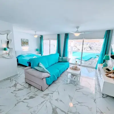Blue Sky Apartment