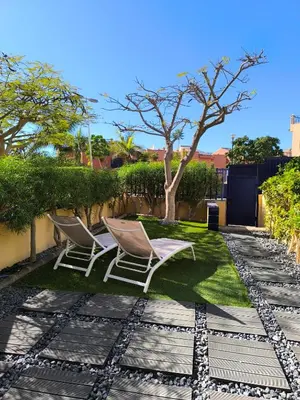 Jardín al aire libre en Meloneras Garden Bungalow