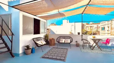 Zona de estar de Comfy design isleta near the beach