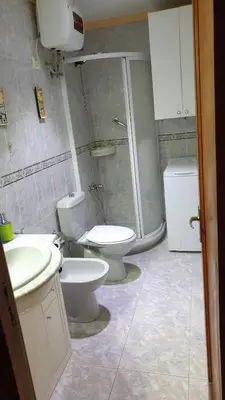 Un baño de Cica