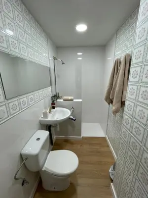 Un baño de Las Canteras Beach Promenade