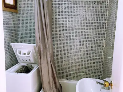 Un baño de Smiling Holiday Home