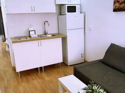 Una cocina o zona de cocina en Smiling Holiday Home