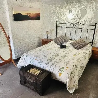 Casa Cueva Hondo