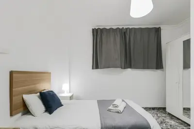 Plano de The Urban Nest Cityscape Rooms