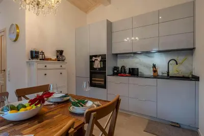 Una cocina o zona de cocina en Cabaña en Finca