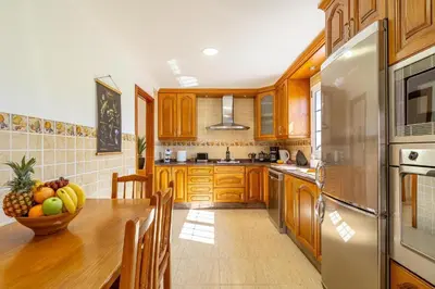 Una cocina o zona de cocina en Meloneras Hills Private Villa
