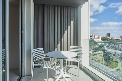 Un balcón o terraza de Silken Atlantis Suites - Holiday Homes