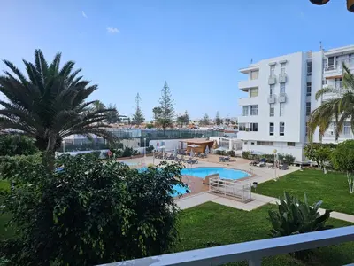 Piscina en o cerca de Barbados Tirajana Two Bedroom Apartment
