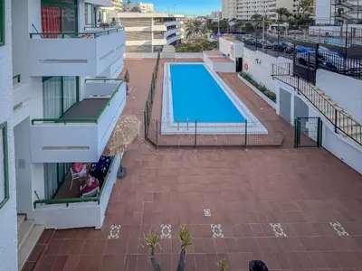 Piscina en o cerca de Bright Tirma Home - Relax & Chill Terrace
