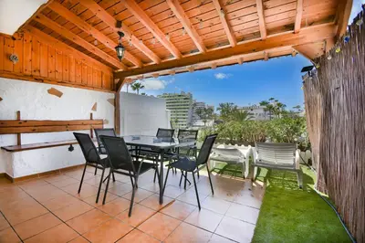 Un balcón o terraza de Bungalow Betancuria 16 by Homestaygrancanaria