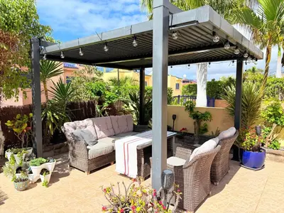 Jardín al aire libre en Cozy Corner Close to Beach, Golf and Shopping