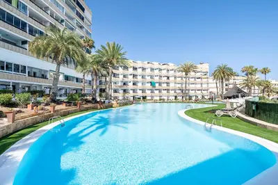 Piscina en o cerca de Twilight Dreams 2 - Studio with private rooftop pool center - Playa del Ingles