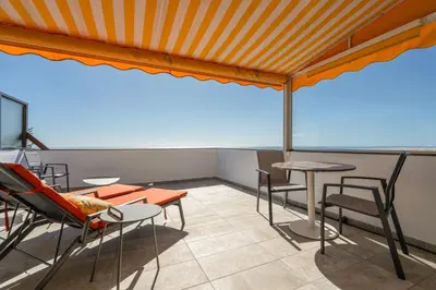 Un balcón o terraza de Luxury Seaview Monte Rojo