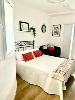 Cama o camas de una habitación en Las Canteras Loft Beach - 2 minutes from the Beach