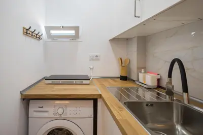 Una cocina o zona de cocina en Las Canteras Loft Beach - 2 minutes from the Beach