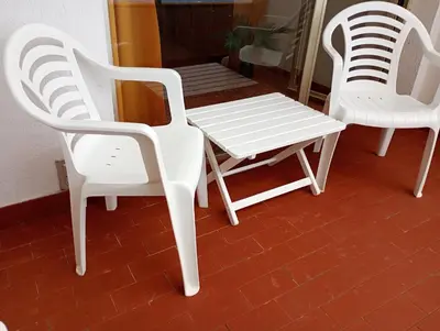 Plano de Apartamento Las Canteras y piscina
