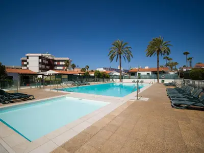 Piscina en o cerca de Refurbished 2 bedrooms house private pool