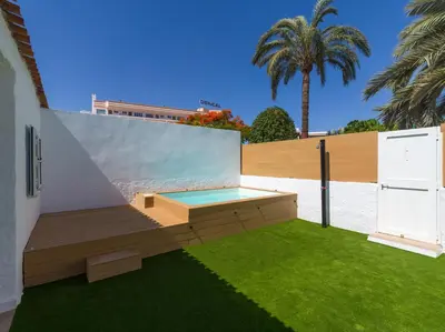 Piscina en o cerca de Refurbished 2 bedrooms house private pool