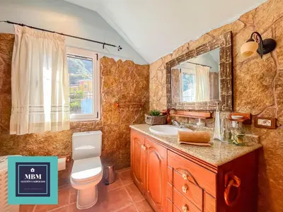 Un baño de Casa El Alamo Teror VV