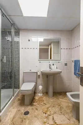 Un baño de Golden Beach Luxury Las Canteras