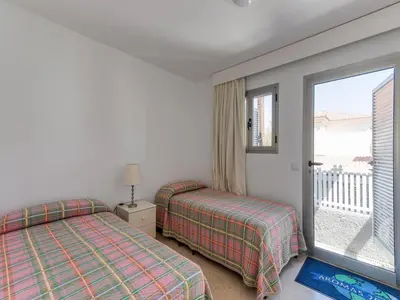 Cama o camas de una habitación en Holiday Home in Spain near the Beach & Marina